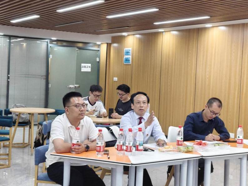 0974bd9fb62769fd88c9bf6925710d3