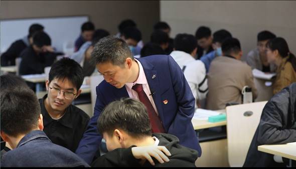 MICHAEL KORS官网