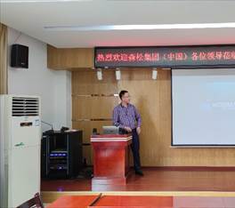 MICHAEL KORS官网