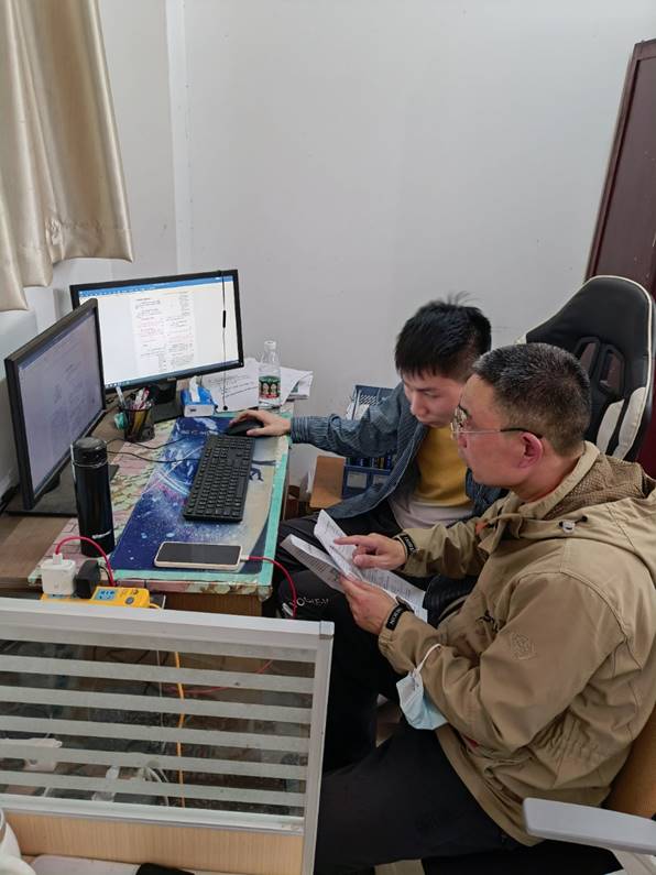 MICHAEL KORS官网